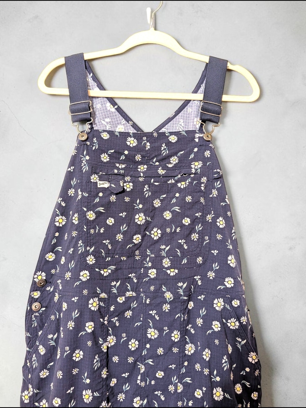 Duluth Trading Co Women's Heritage Retired Print Navy Daisy Overalls
